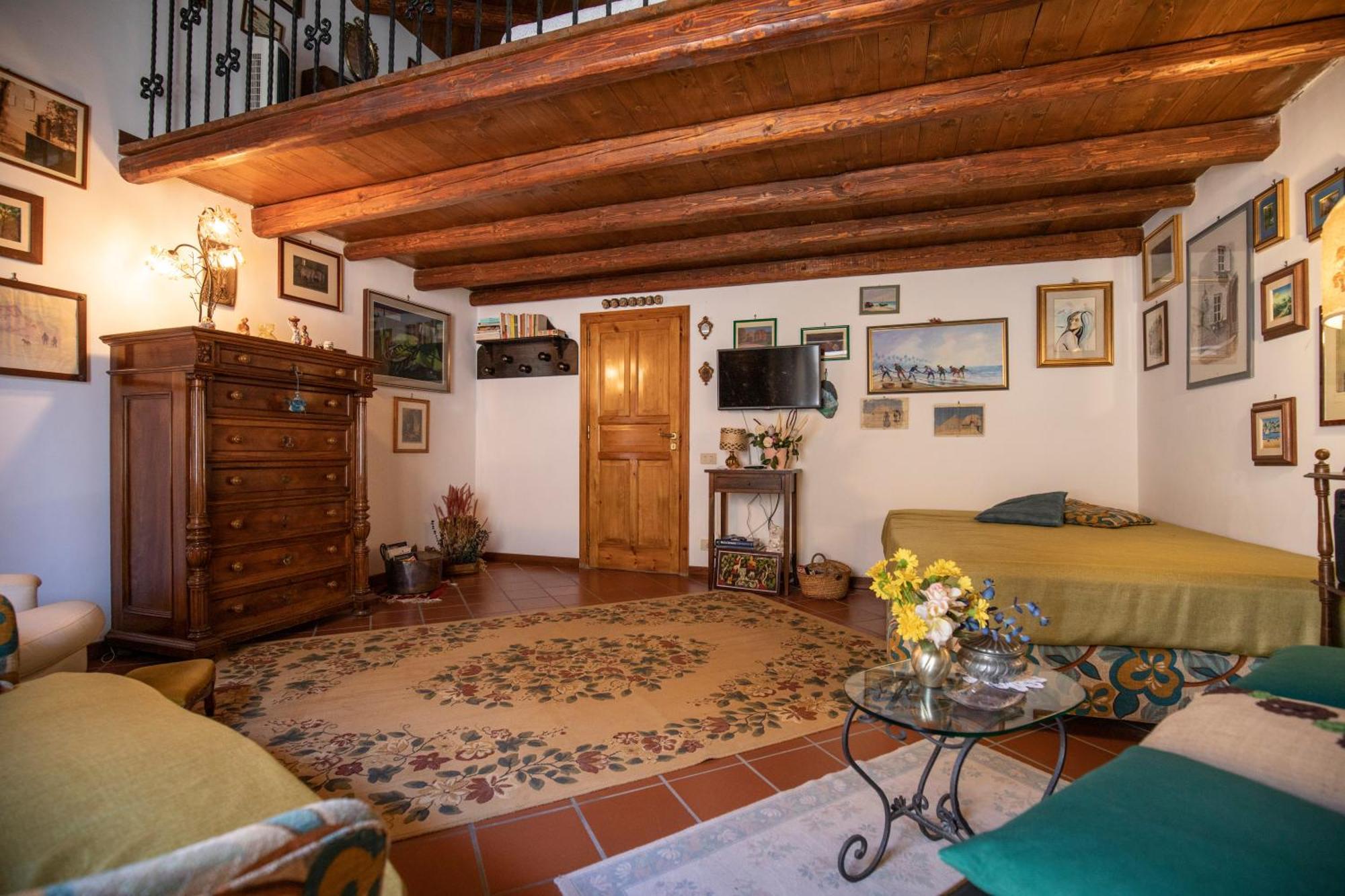 Familyholidays La Finestra Di Fronte เชฟาลู ภายนอก รูปภาพ